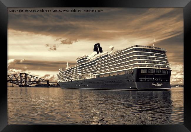 Liner Queen Elizabeth Framed Print by Andy Anderson