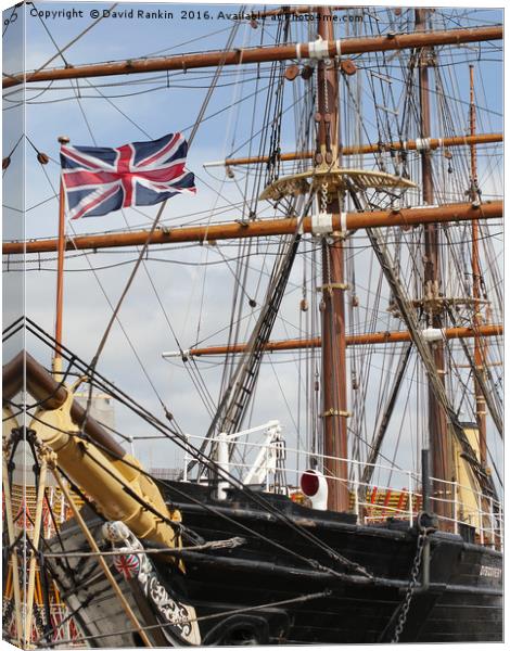 RRS Discovery , Dundee Canvas Print by Photogold Prints