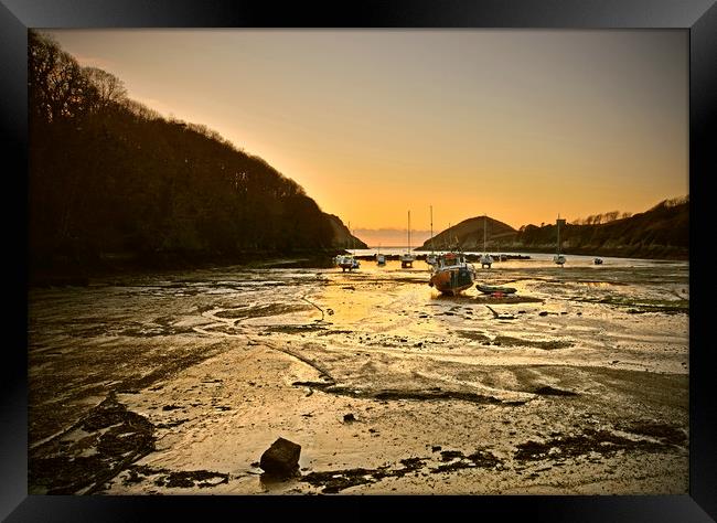 Sunset at Watermouth Bay Framed Print by graham young