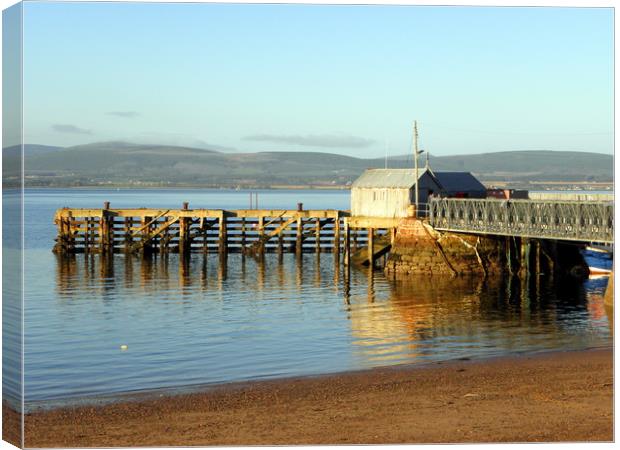 Cromarty harbour from Marine Terrace Canvas Print by Rhonda Surman