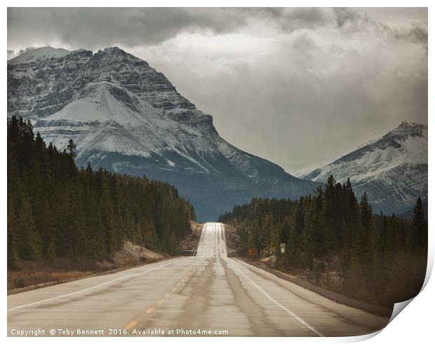The Road to The Mountain Print by Toby Bennett