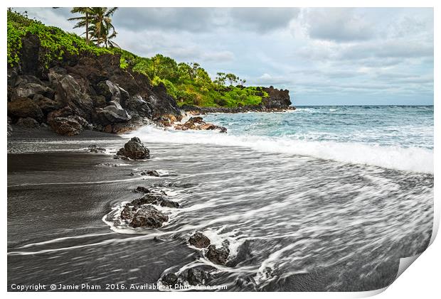 The exotic and famous Black Sand Beach of Waiʻanap Print by Jamie Pham