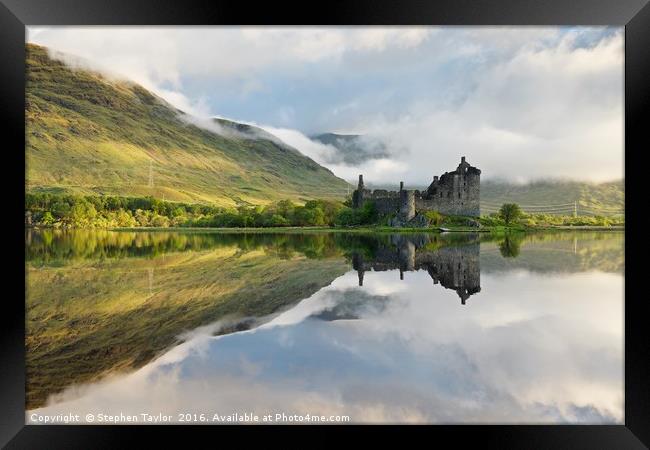 Kilchurn Castle Framed Print by Stephen Taylor