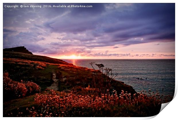 Porth Sunset Print by tom downing