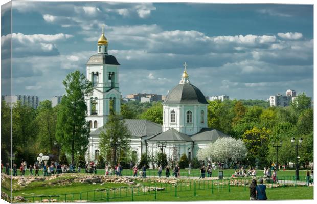 Moscow. Museum-reserve "Tsaritsyno". Canvas Print by Valerii Soloviov