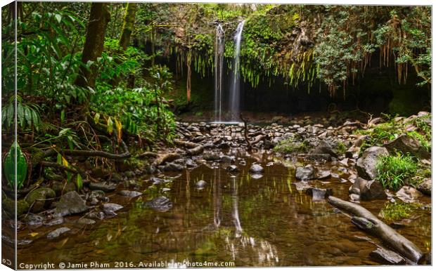 The beautiful and magical Twin Falls along the Roa Canvas Print by Jamie Pham