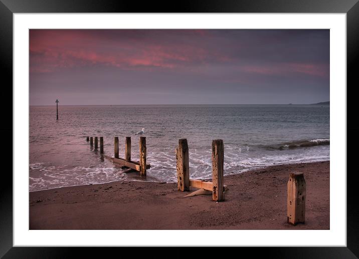   Groyne 2                                   Framed Mounted Print by kevin wise