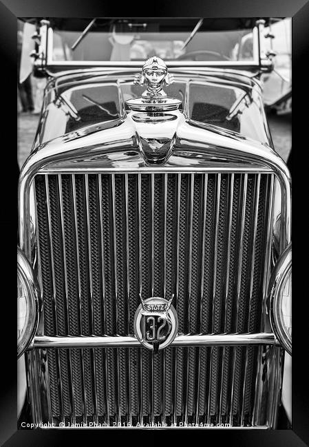 The cars and crowds at the Concours d’Elegance. Framed Print by Jamie Pham