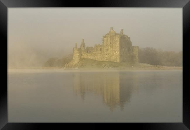 Kilchurn Castlle in Morning Mist Framed Print by Matt Johnston