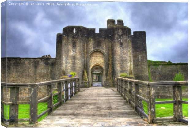 Caerphilly Castle Gatehouse Canvas Print by Ian Lewis