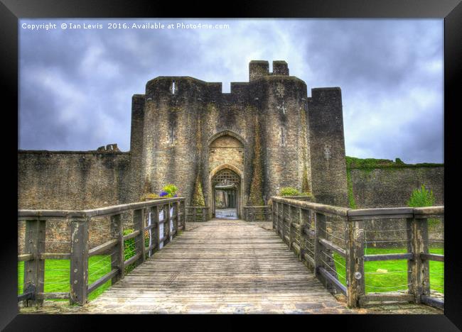Caerphilly Castle Gatehouse Framed Print by Ian Lewis