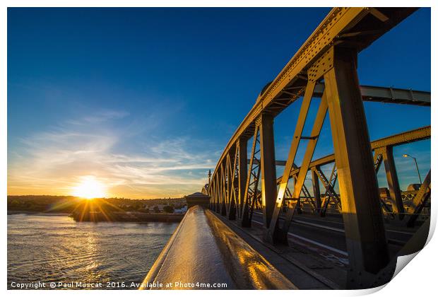 Rochester Bridge at sunset Print by Paul Muscat