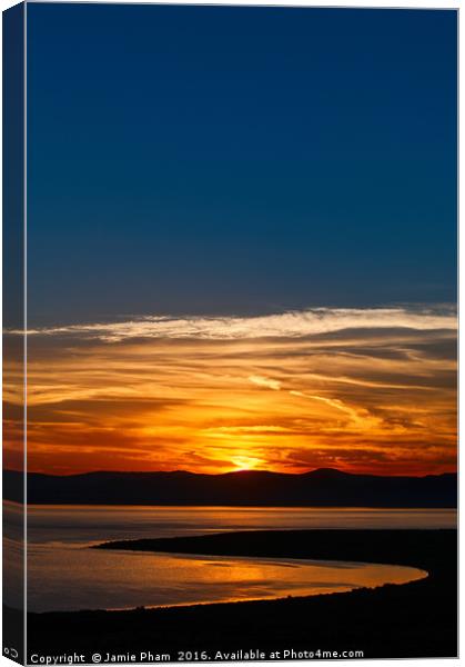 Sunrise over Mono Lake. Canvas Print by Jamie Pham