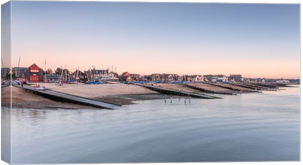 Whitstable bay  Canvas Print by Ian Hufton