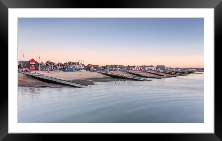 Whitstable bay  Framed Mounted Print by Ian Hufton