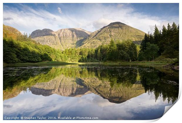 Glencoe in the summer Print by Stephen Taylor