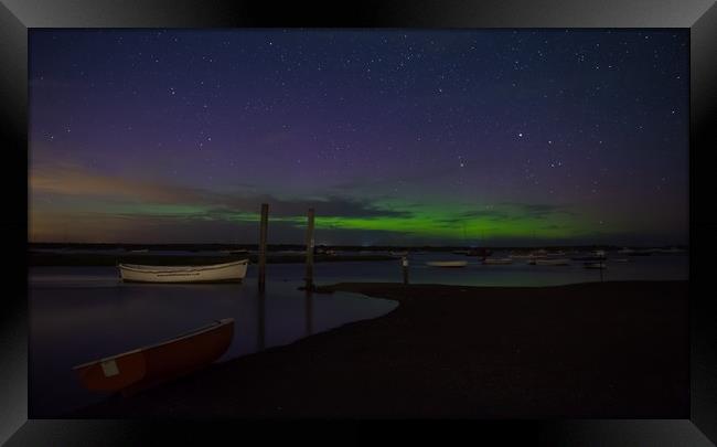 The Northern lights over Brancaster Staithe (2) Framed Print by Gary Pearson