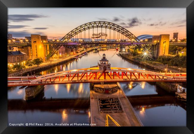 River Tyne at sunrise Framed Print by Phil Reay