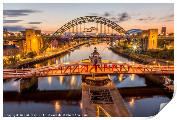 River Tyne at sunrise Print by Phil Reay