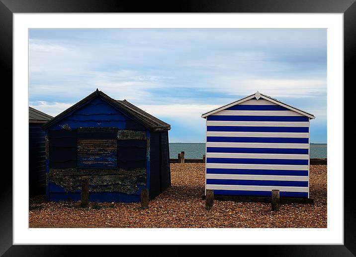Beach huts Framed Mounted Print by Ian Jeffrey