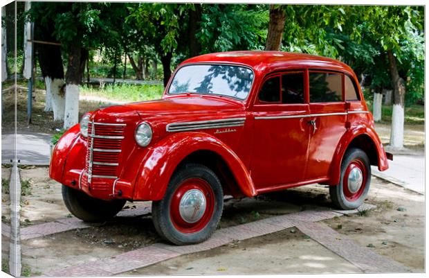 Ruby -Moskvitch  Canvas Print by Annette Johnson