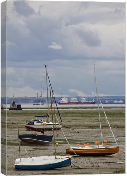 Leigh on Sea Essex Canvas Print by David French