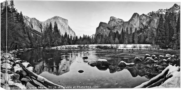Dramatic view of Yosemite Valley. Canvas Print by Jamie Pham