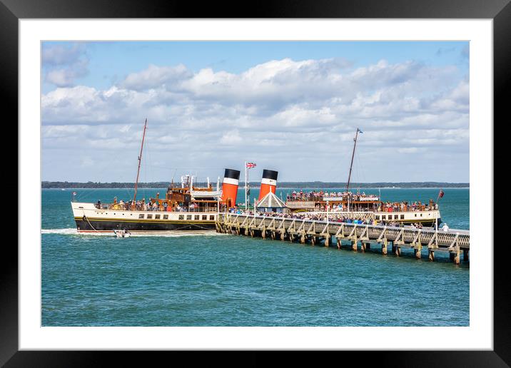 PS Waverley At Yarmouth Pier Framed Mounted Print by Wight Landscapes
