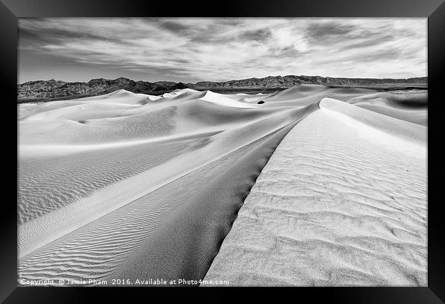 Panoramic view of endless sand dunes in Death Vall Framed Print by Jamie Pham
