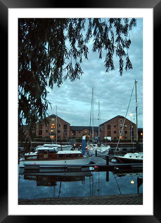Hull Marina Framed Mounted Print by Stuart Young