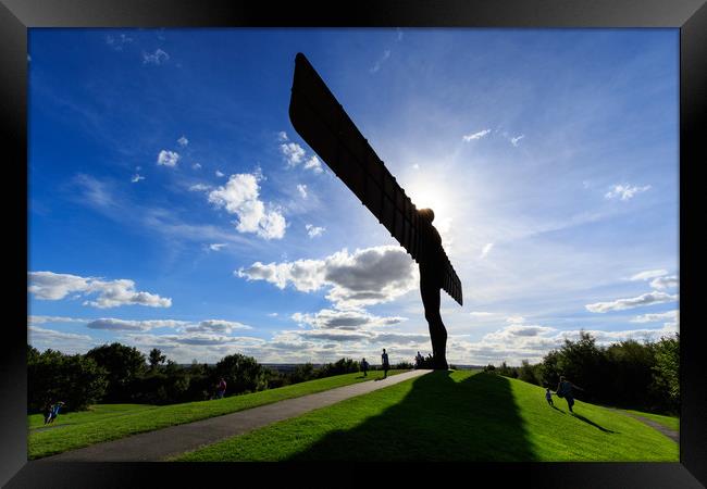 Angel of the north    Framed Print by chris smith