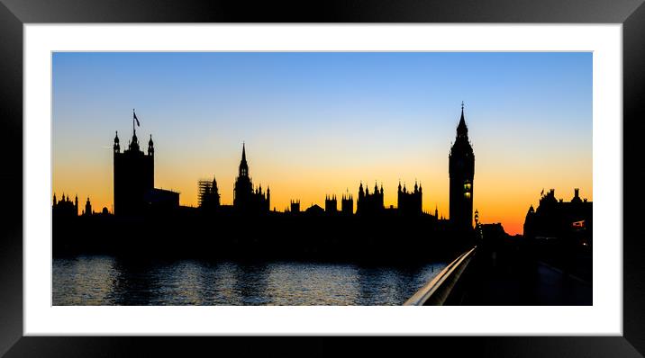 Palace of Westminster  Framed Mounted Print by chris smith