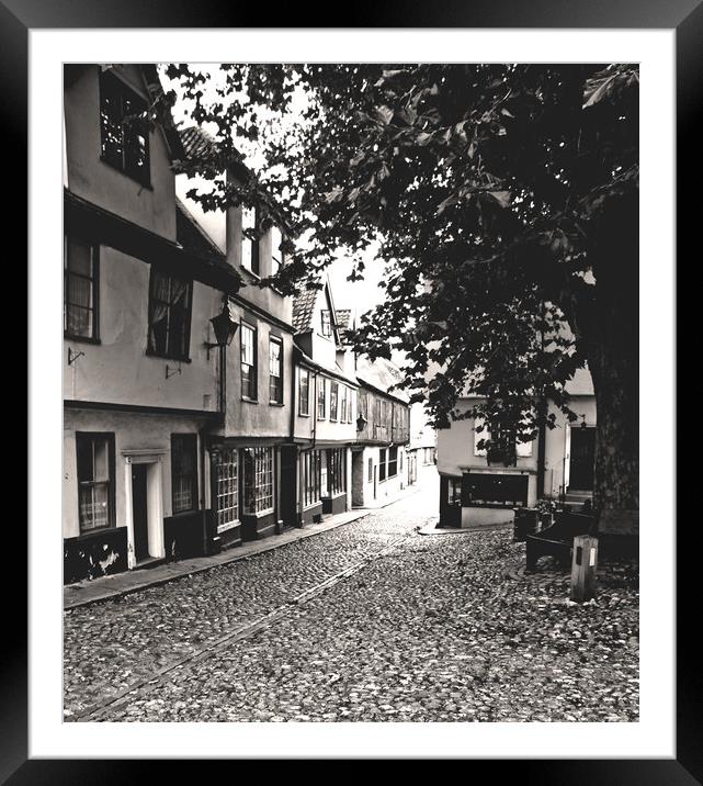 Elm Hill Norwich Framed Mounted Print by Darren Burroughs