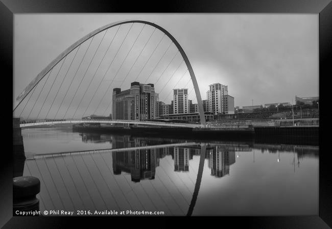 Foggy morning on the Tyne Framed Print by Phil Reay