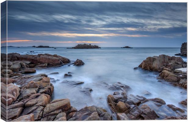 Sunset at cobo bay  Canvas Print by chris smith