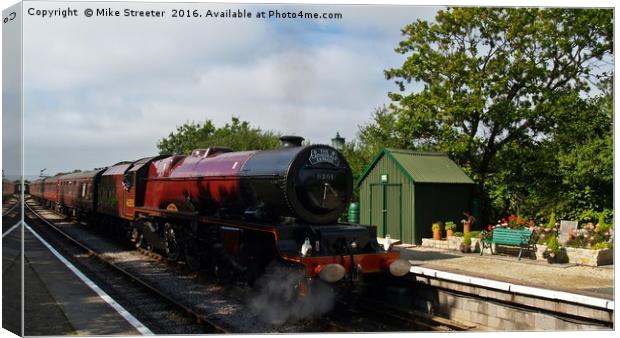 Princess Elizabeth Canvas Print by Mike Streeter