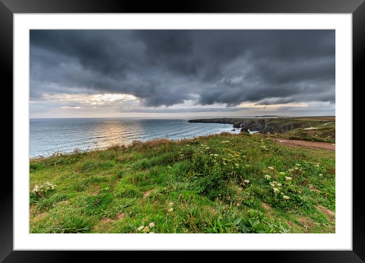 Bedruthan steps      Framed Mounted Print by chris smith