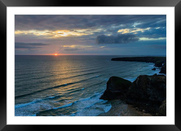 Sunset at Bedruthan steps, cornwall,   Framed Mounted Print by chris smith