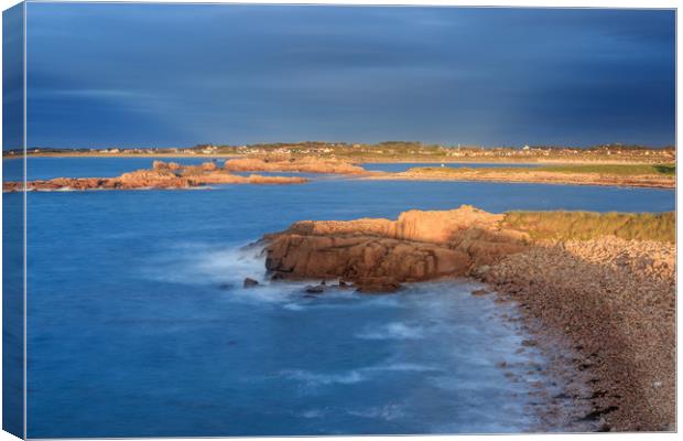 Sunset in Guernsey   Canvas Print by chris smith