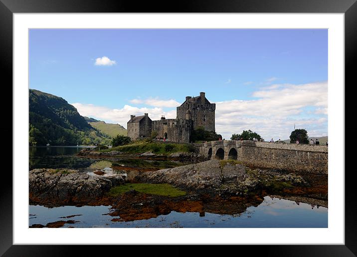 Eilean Donan Castle Framed Mounted Print by Gö Vān