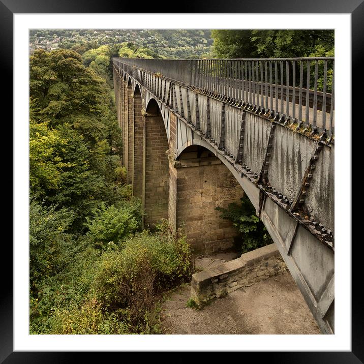 Pontcysyllte aquaduct Llangollen Framed Mounted Print by Rob Lester