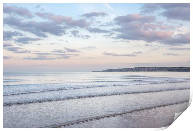 Tranquil evening at Filey Bay, North Yorkshire Print by Andrew Kearton