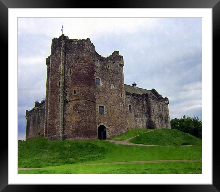 doune castle Framed Mounted Print by dale rys (LP)