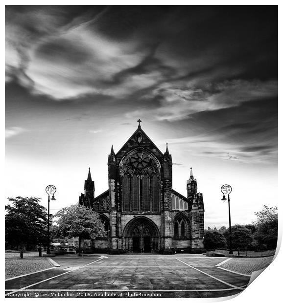 A Gothic Masterpiece in Scotland Print by Les McLuckie