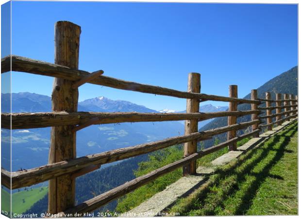 Natural fence in the Alps Canvas Print by Magda van der Kleij