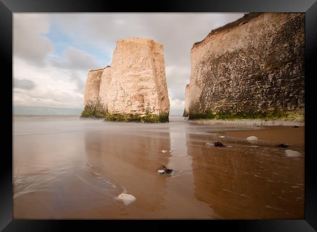 Botany Bay Cliffs Framed Print by Clive Eariss