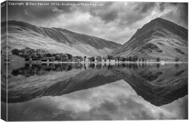 Moody Sky Over Lake Buttermere Canvas Print by Gary Kenyon