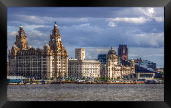 liverpool city Framed Print by sue davies