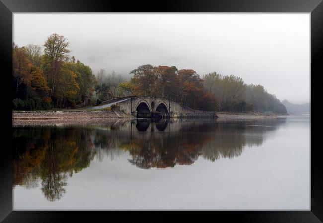 Aray Bridge, Inveraray. Framed Print by Rich Fotografi 