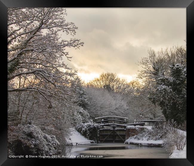 Winter on the Basingstoke Canal Framed Print by Steve Hughes